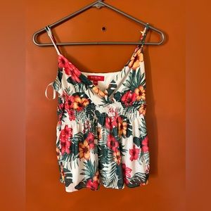 Small beautiful pattern top